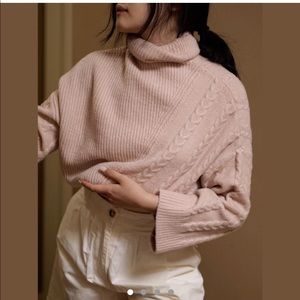 BRAND NEW Turtleneck Chunky wool Sweater